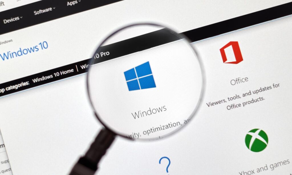 Windows 10 under a magnifying glass
